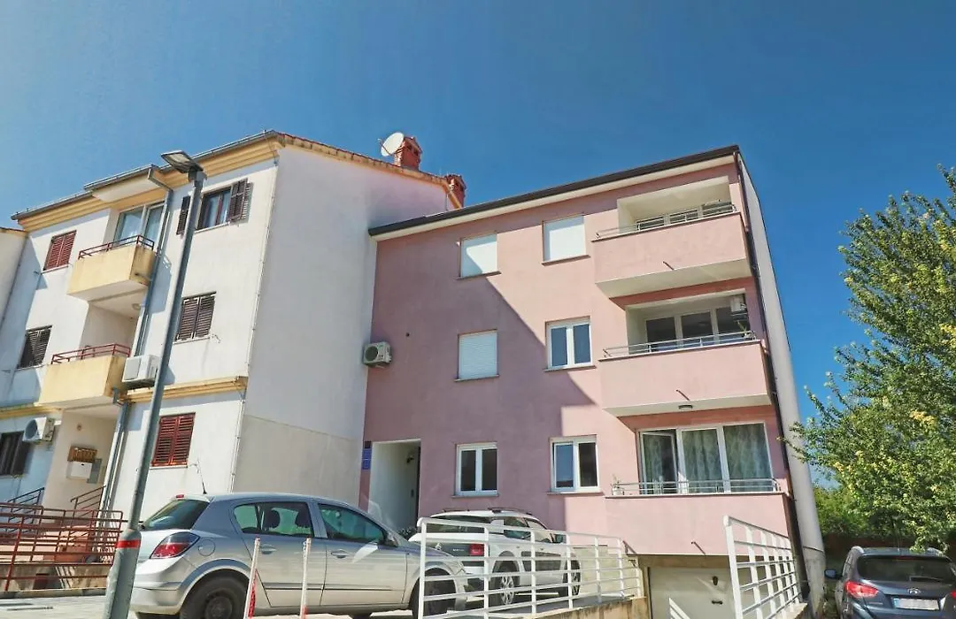 Guesthouse Esma-1