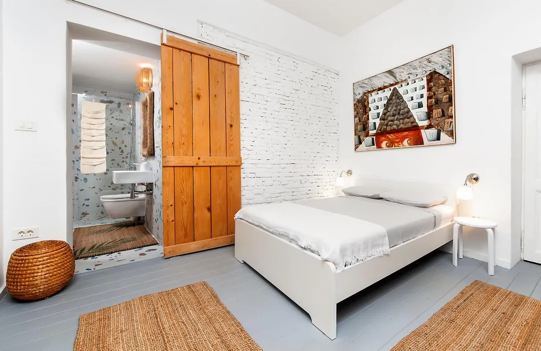 Apartments & Rooms Carera 6-1