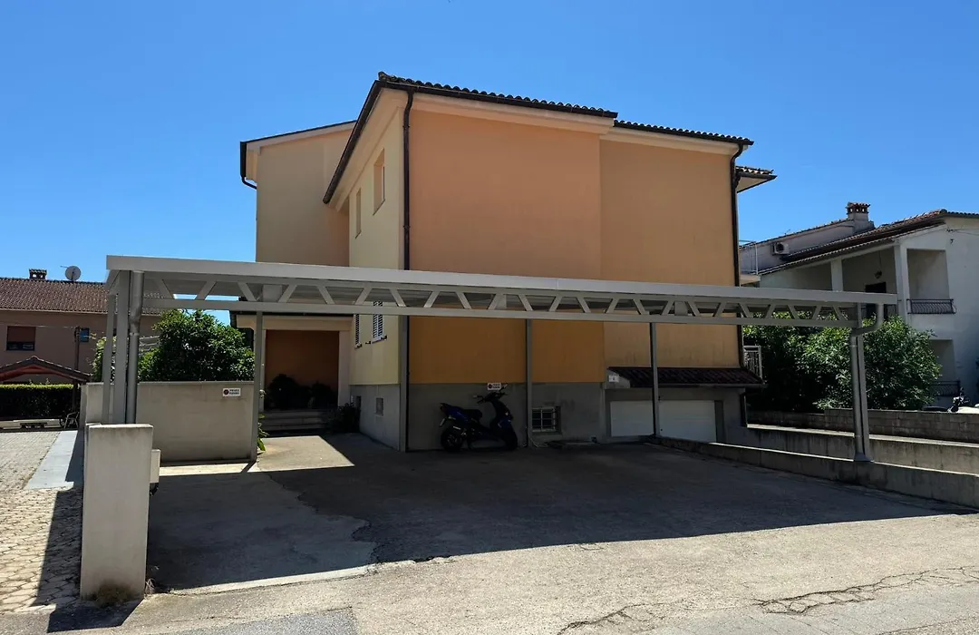 Aria Room And Apartmant Fuga-1