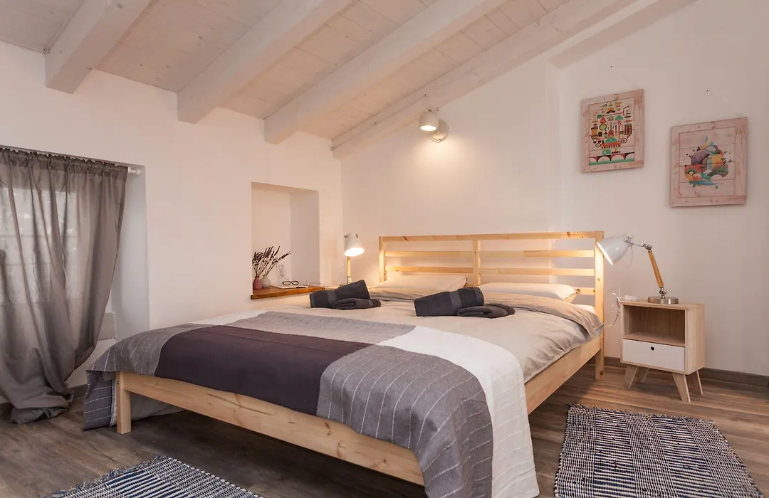 Apartments And Rooms Hey Rovinj-1