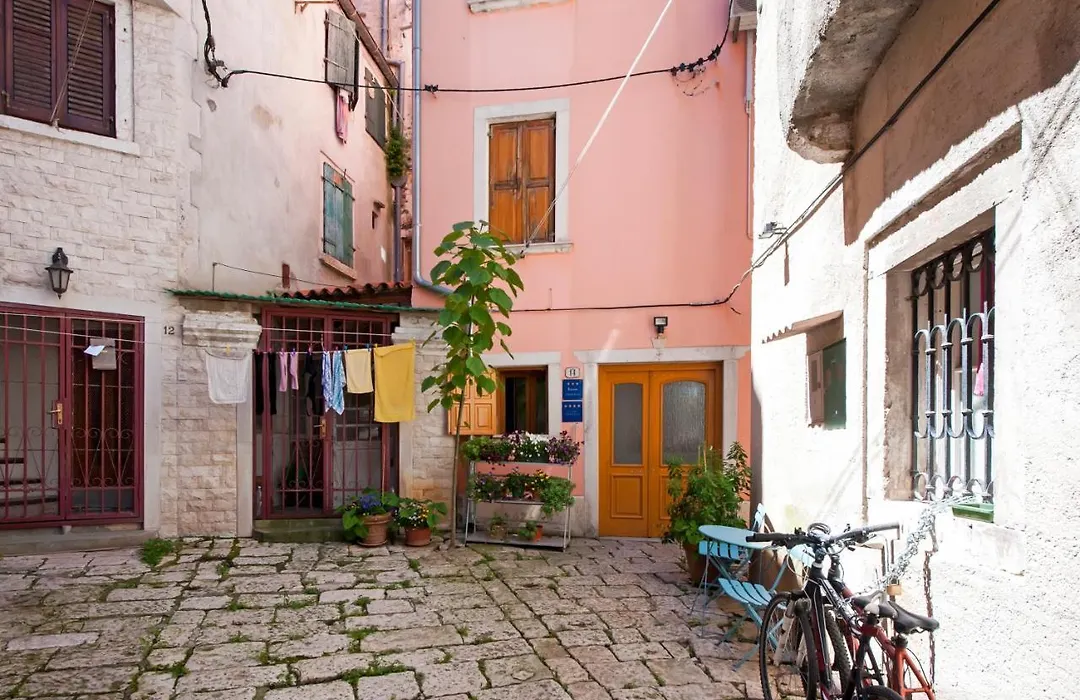 Guesthouse Ancient Stone-1